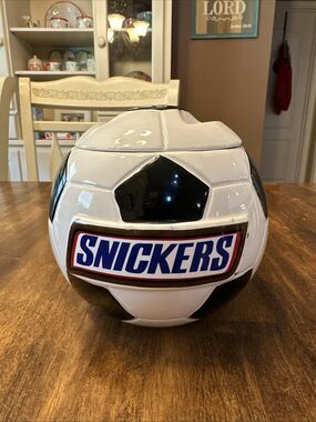 Snickers Soccer Ball Cookie Jar, Galerie brand